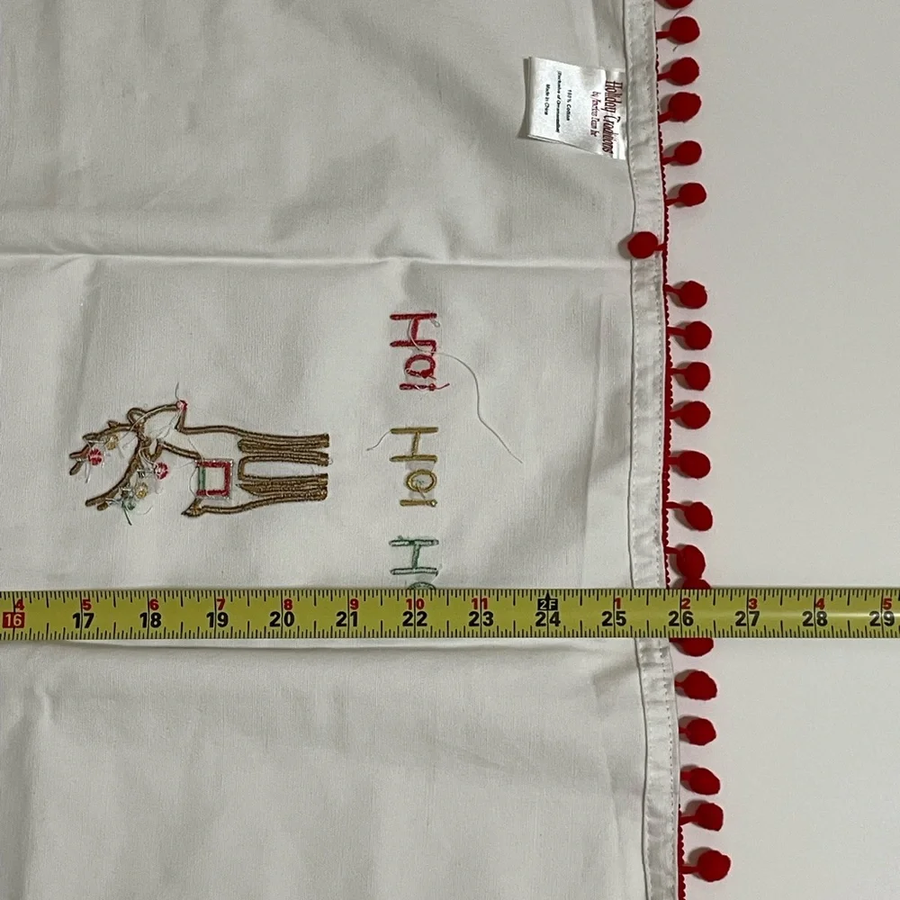 White Holiday Guest Towel Embroidered Reindeer HO HO HO Red Pom Pom Trim